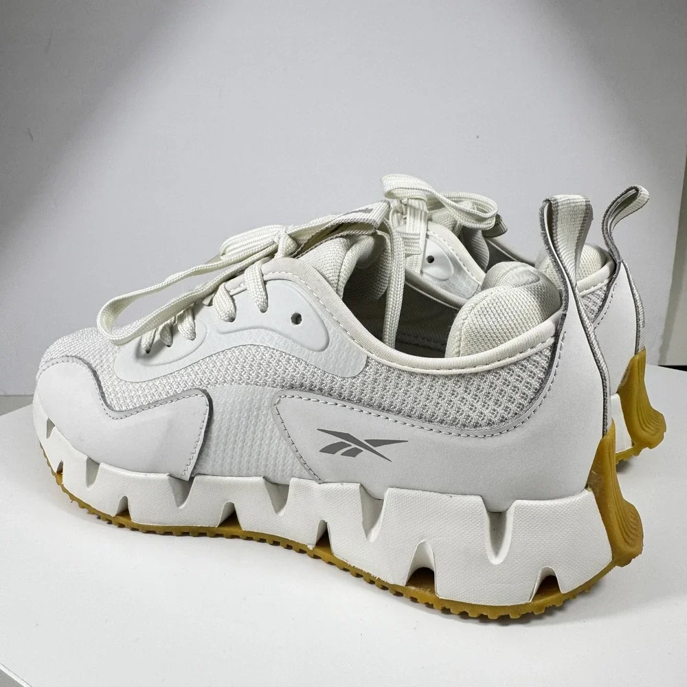 Reebok Zig Dynamica 4 Sneakers Womens Size 7 White Gum Zigzag Sole Running Shoes
